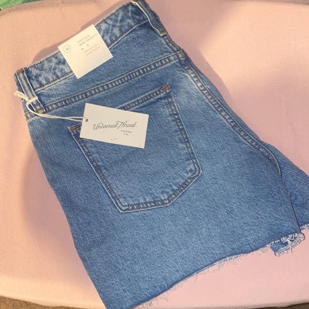 Universal Thread NWT Vintage Midi shorts size 10 - Picture 6 of 7